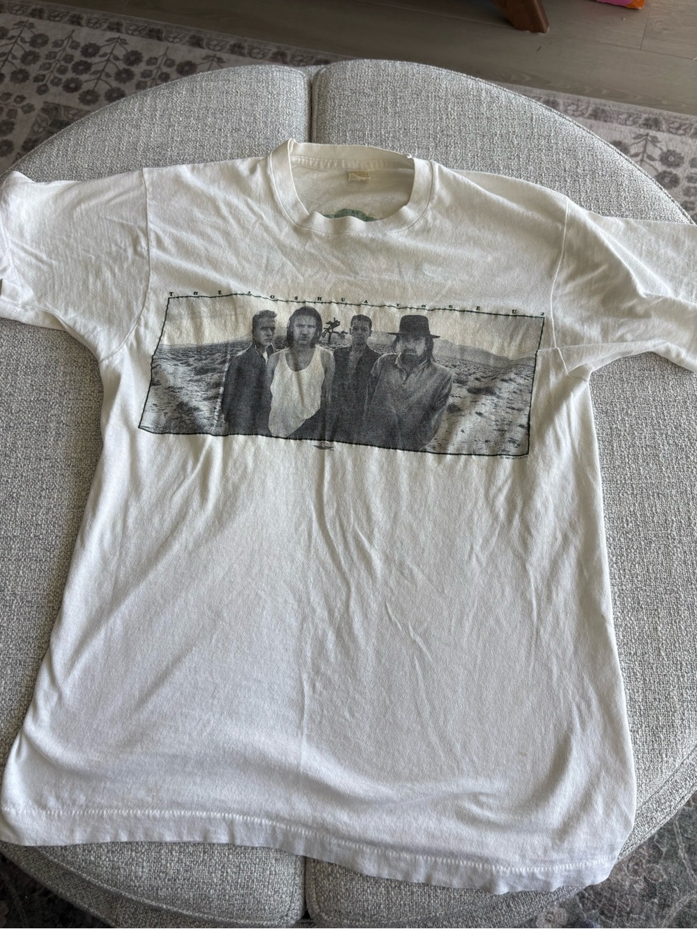 Vintage U2 Joshua Tree concert tee